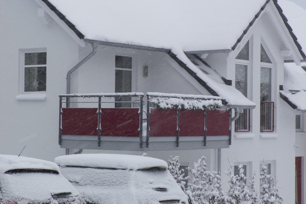 Haus Am Lagunenbad Ferienwohnung Ettelsberg Willingen  Eksteriør bilde
